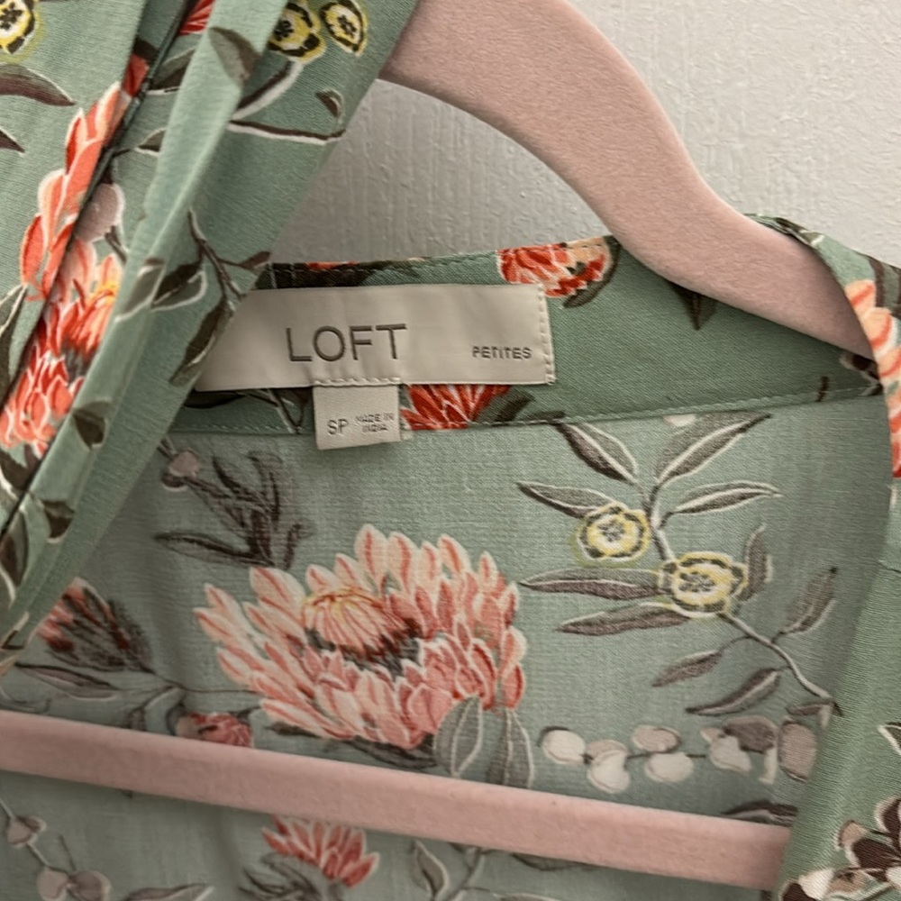 Loft wrap blouse - Picture 3 of 7